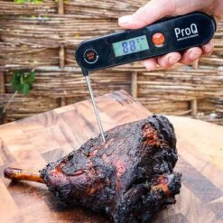 ProQ Digital Instant Read Thermometer - Rechargeable -Deals Kitchen Hub Store MB0067 ProQDigitalInstantReadThermometer Rechargeable Lifestyle