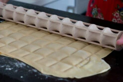Ravioli Rolling Pin 5 Ravioli Rolling Pin -Deals Kitchen Hub Store ravioli rolling pin pumpkin amaretti ravioli rolling pin